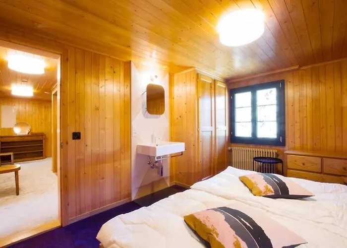 Lochstafel * Saanenmöser